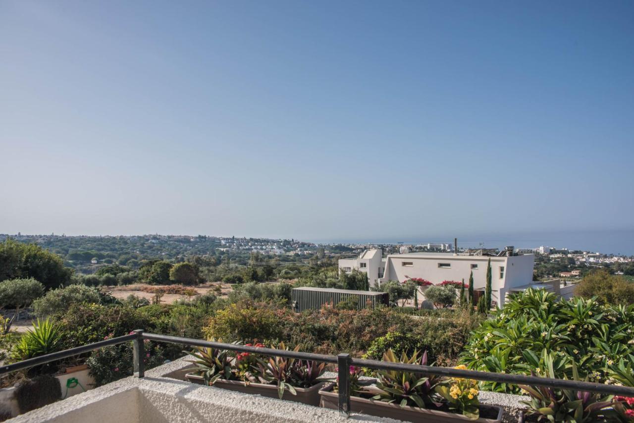 Lovely One Bedroom Apartment With Nice View Kissonerga Extérieur photo