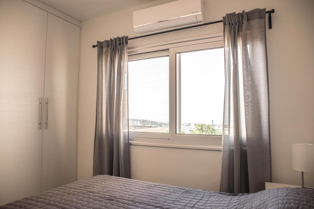Lovely One Bedroom Apartment With Nice View Kissonerga Extérieur photo